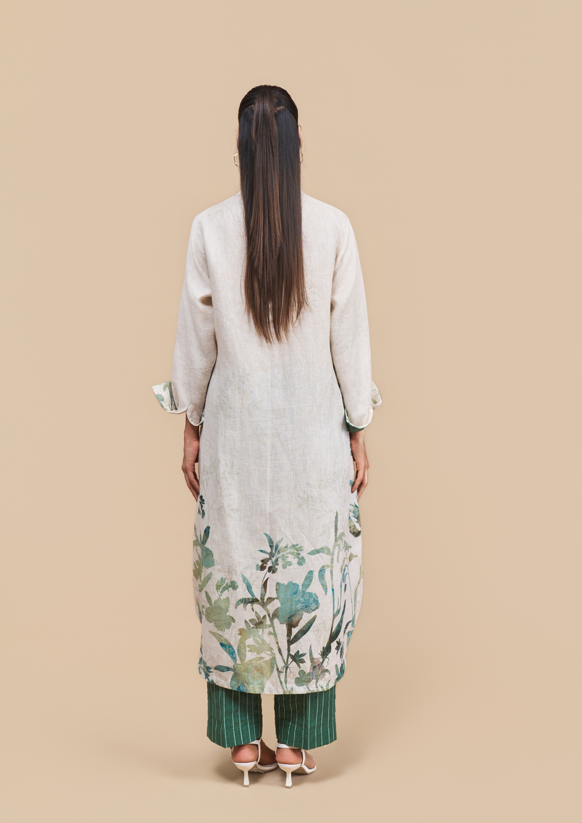 Naseebo Duke Linen Botanical Print Kurta Set