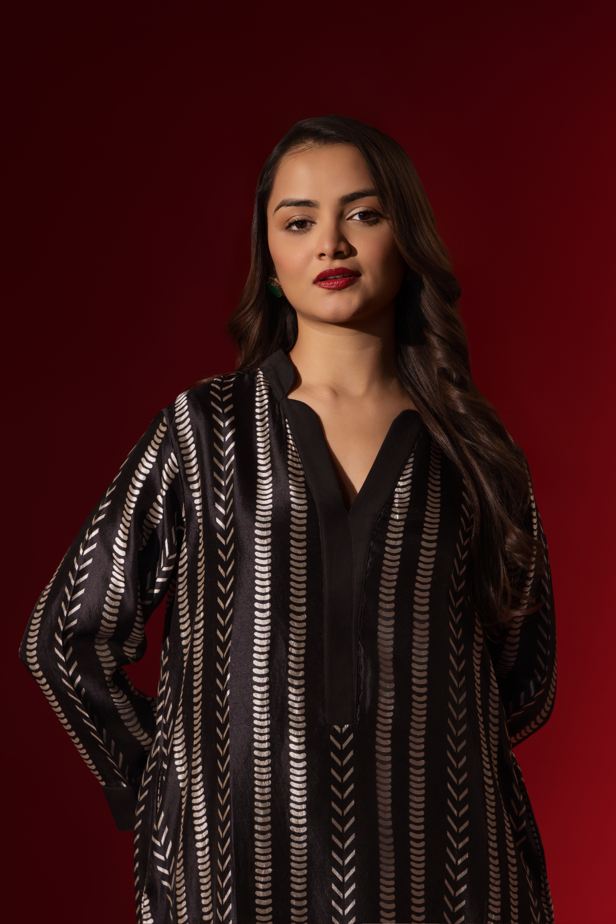 Naseebo Vertical Verse Ebony Ivory Silk Coord Set