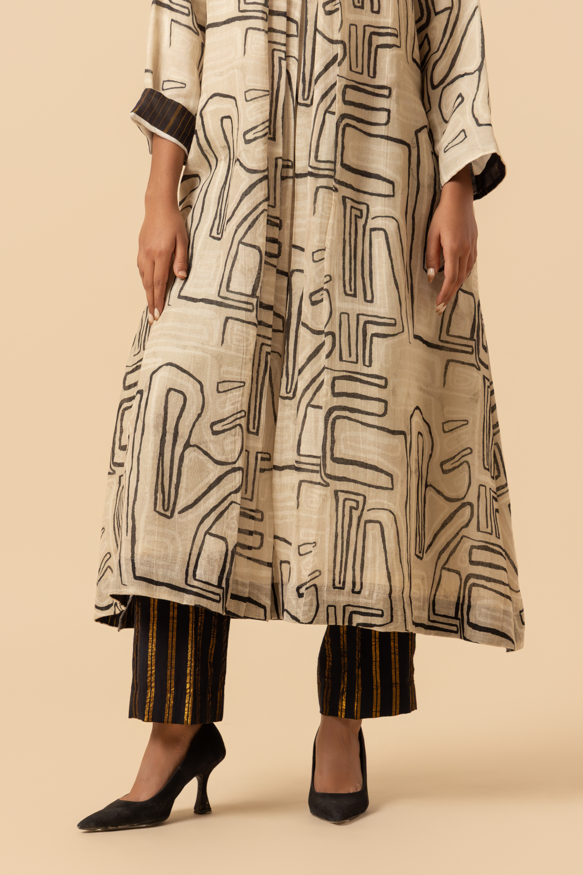 Naseebo Abstract Flow Linen Co-ord Set