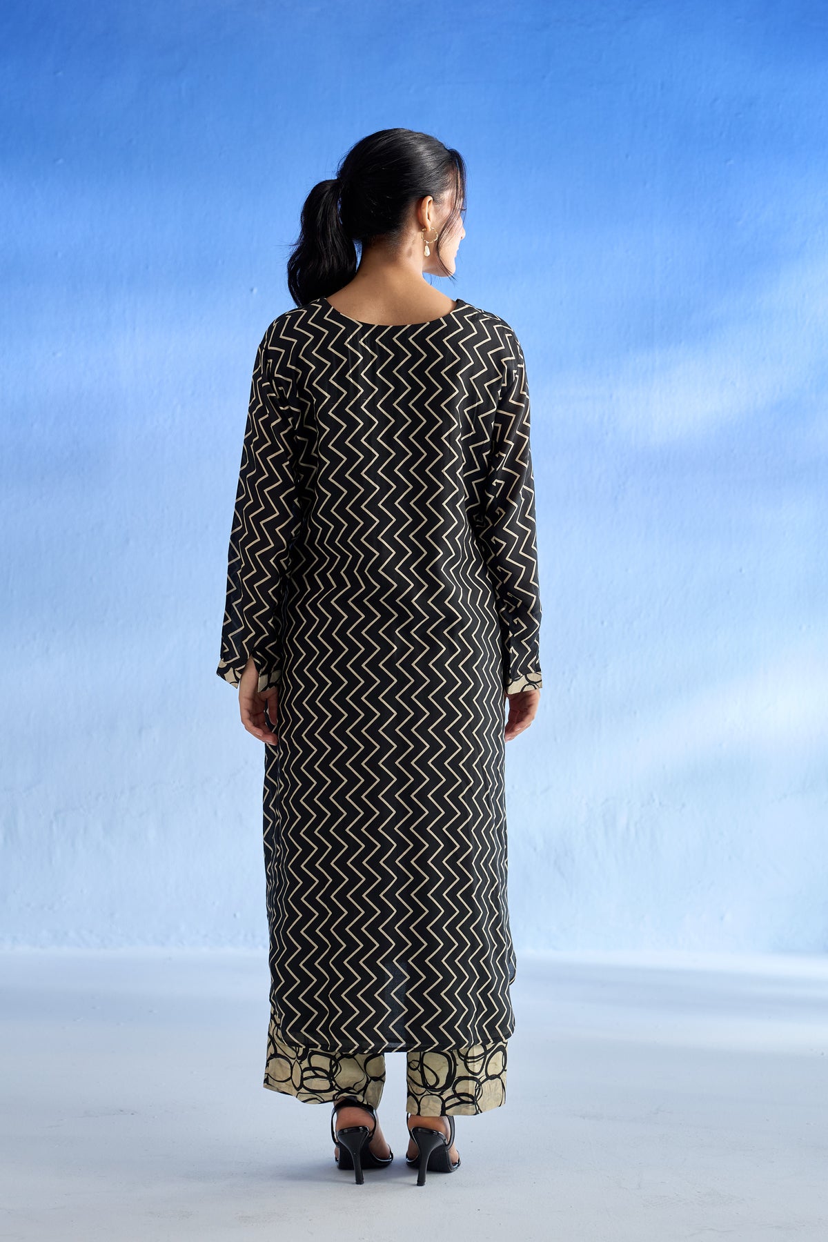 Naseebo Midnight Scribble MulSatin Co-ord Set