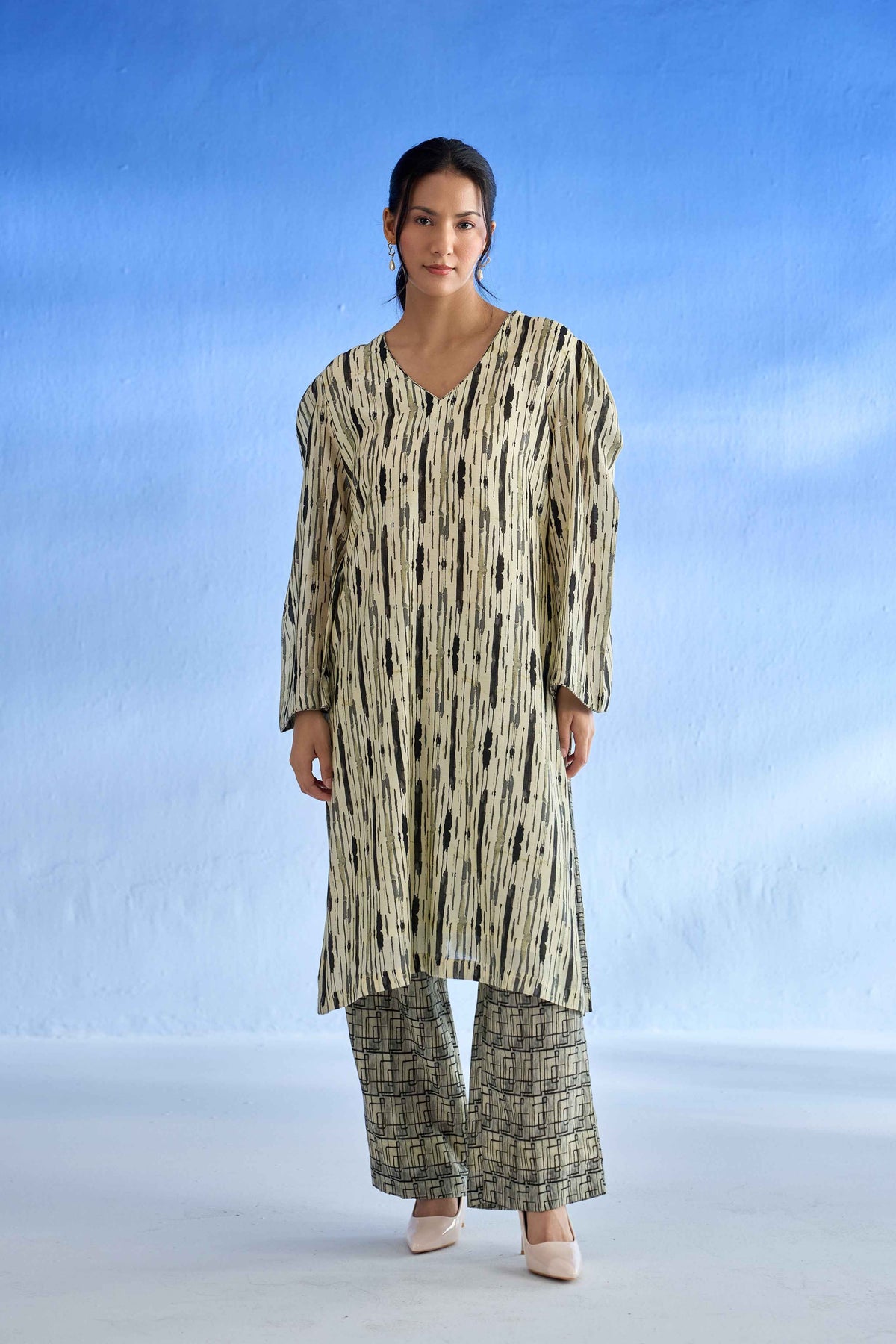 Abstract Elegance Mulsatin Co-Ord Set