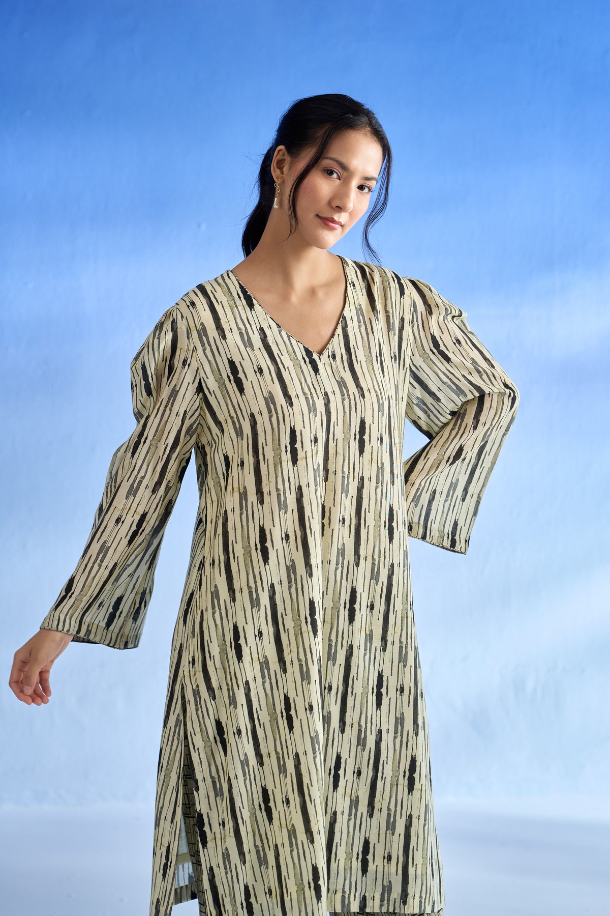 Naseebo Abstract Elegance Mulsatin Co-ord Set
