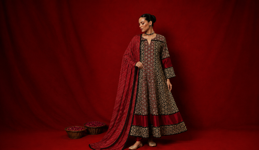 How to Look Stylish in Traditional Indian Wear
