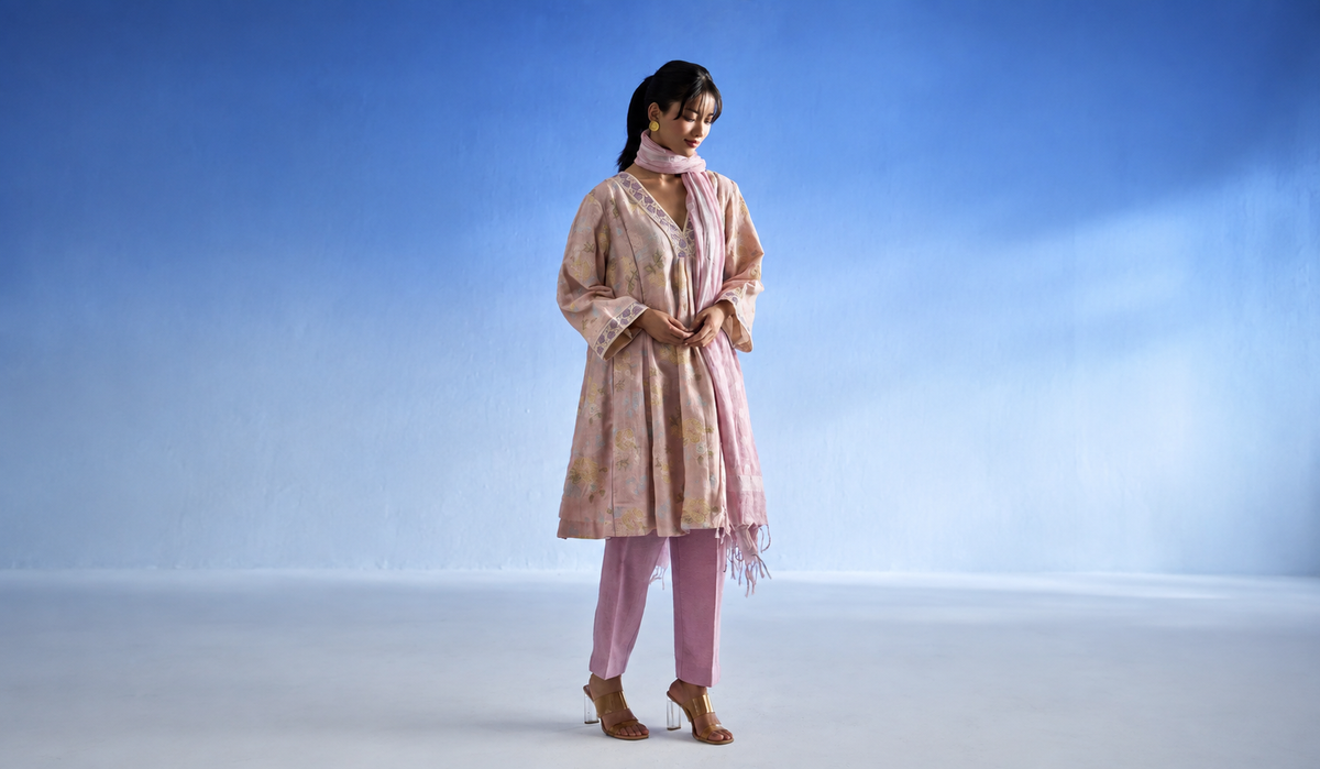 How to Look Festive in Comfortable Clothes