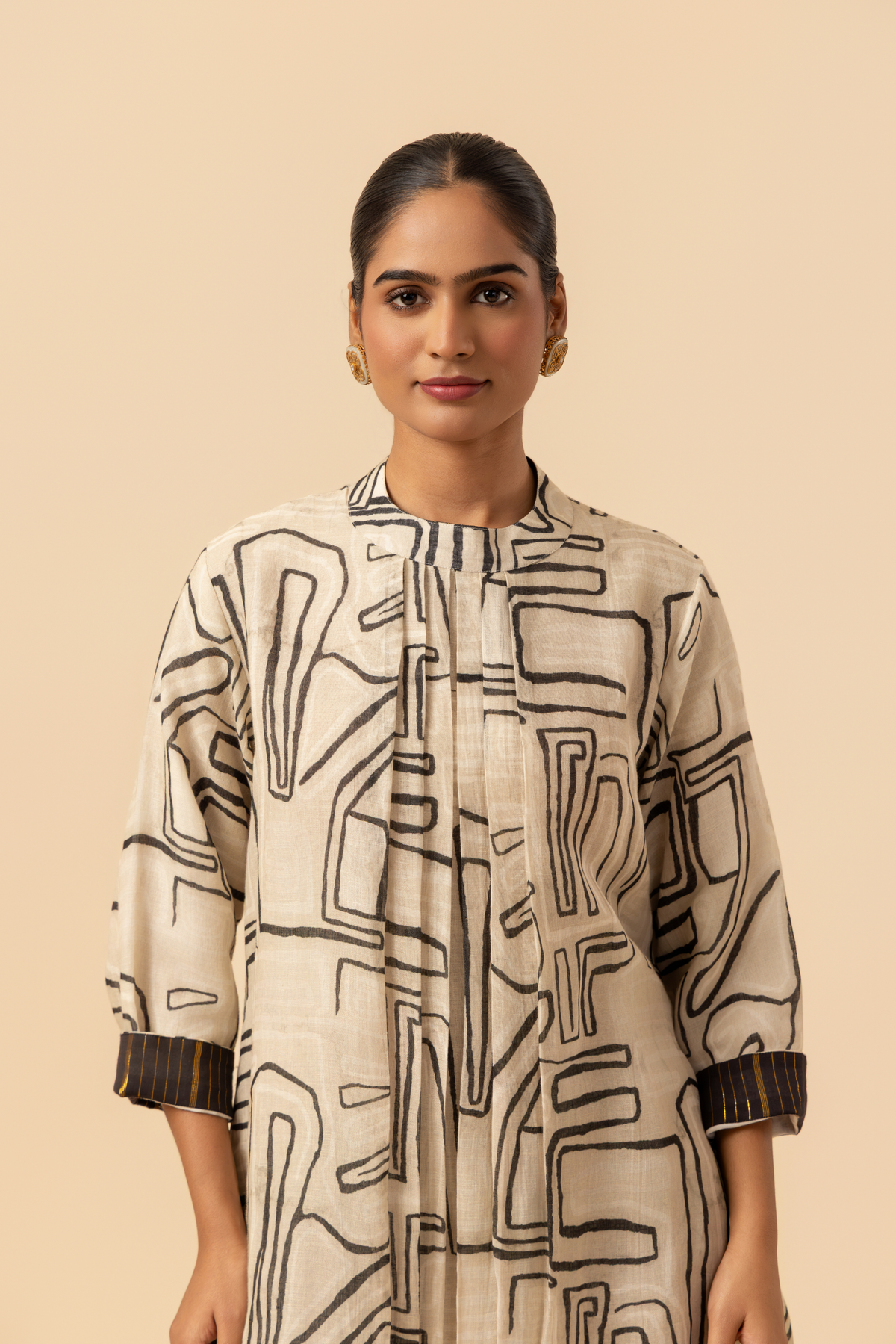 Naseebo Abstract Flow Linen Co-ord Set