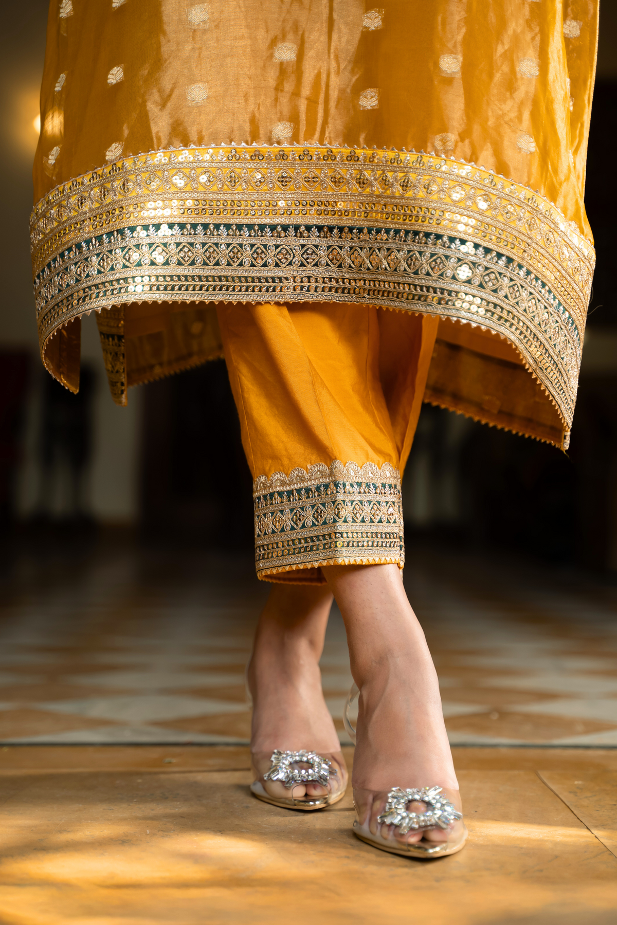 Naseebo Yellow Radiance Banarasi Silk Kurta Set