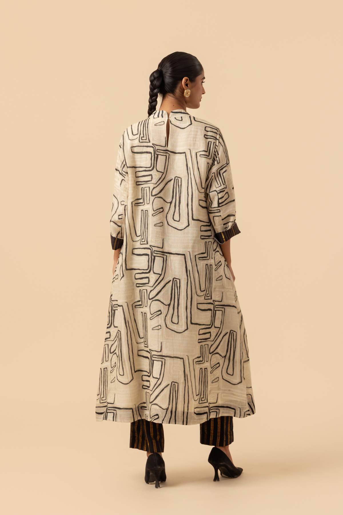 Naseebo Abstract Flow Linen Co-ord Set