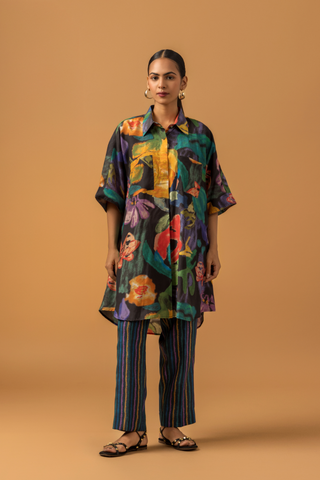 Naseebo Kohl Mirage Muslin Coord Set