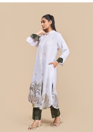 Naseebo Kely Midnight Garden Linen Kurta Set