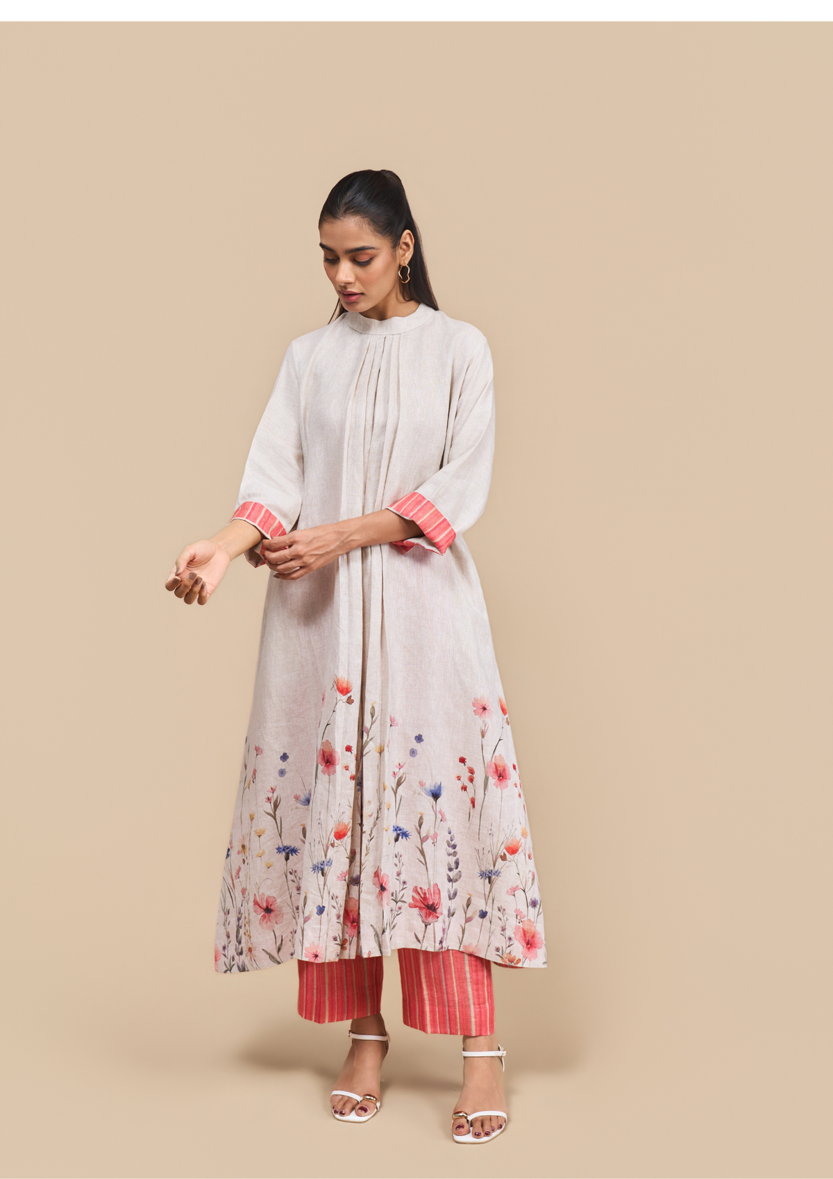Naseebo Alaya Floral Bloom Linen Kurta Set