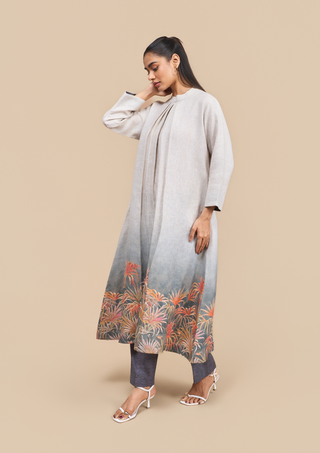 Naseebo Noir Botanical Gradient Linen Kurta Set