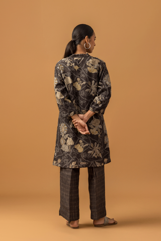 Naseebo Noir Floral Linen Premium Co-ord Set