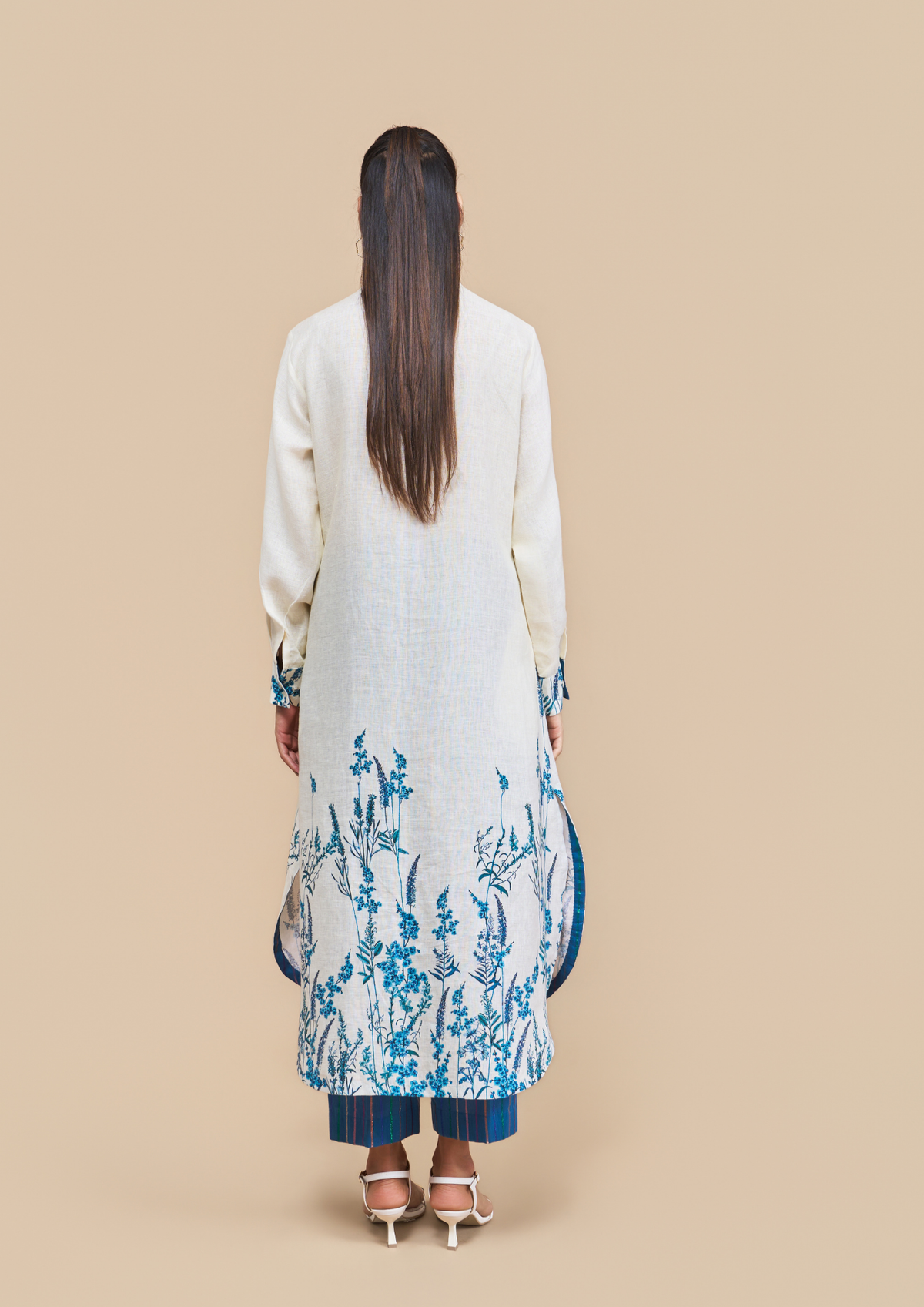 Naseebo Anne Blue Botanical Linen Kurta Set