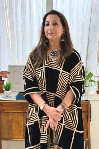 Naseebo Firdaus Black Gota Velvet Kaftan Set