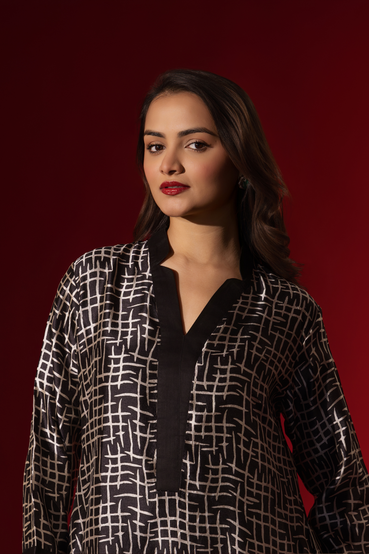Naseebo Linear Tangle Ebony Ivory Silk Coord Set