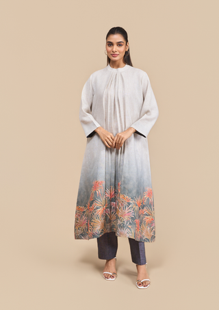 Naseebo Noir Botanical Gradient Linen Kurta Set