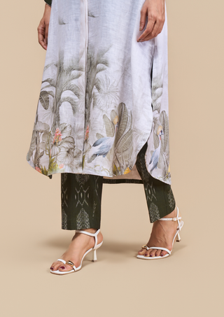 Naseebo Kely Midnight Garden Linen Kurta Set