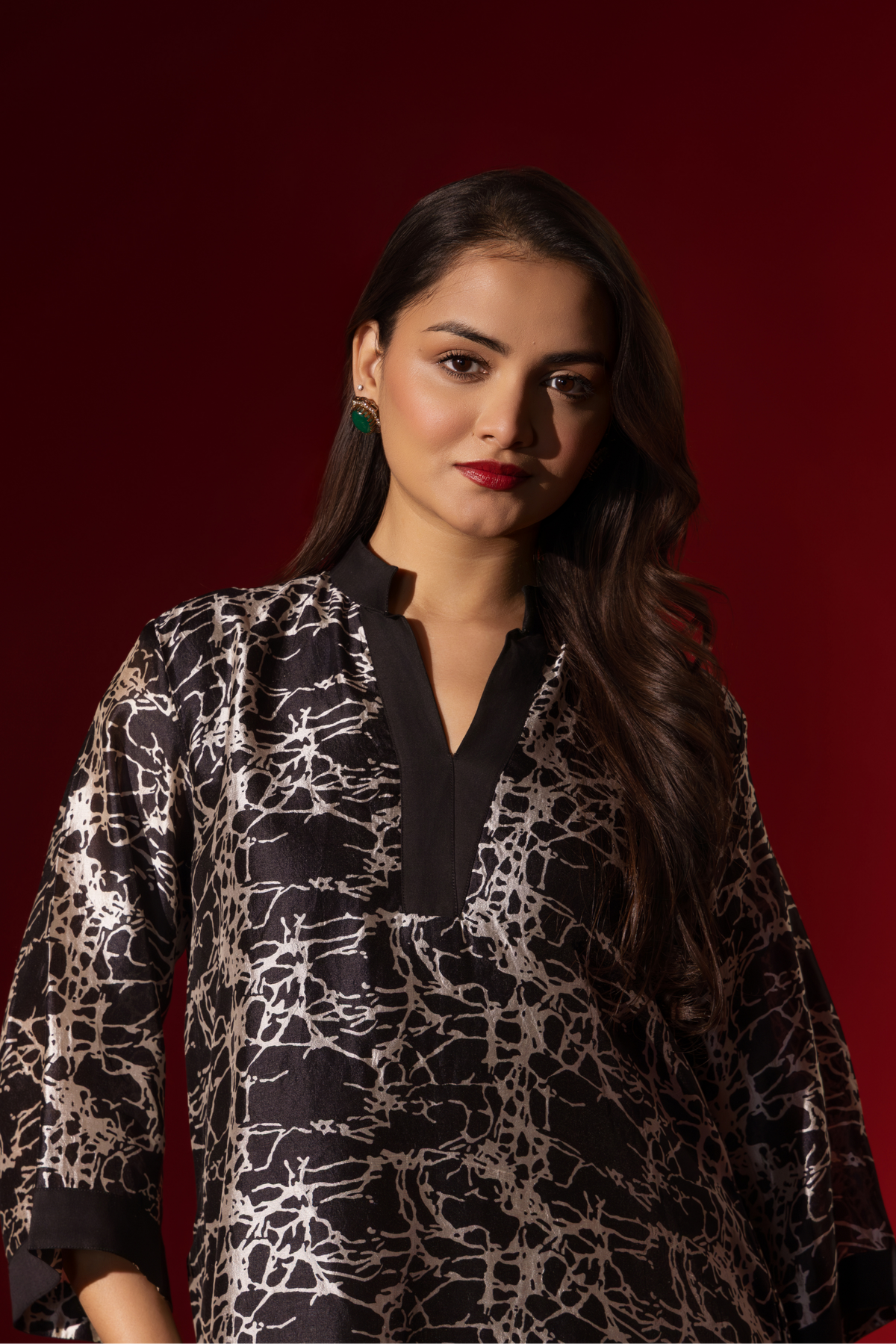 Naseebo Fluid Marble Ebony Ivory Silk Coord Set
