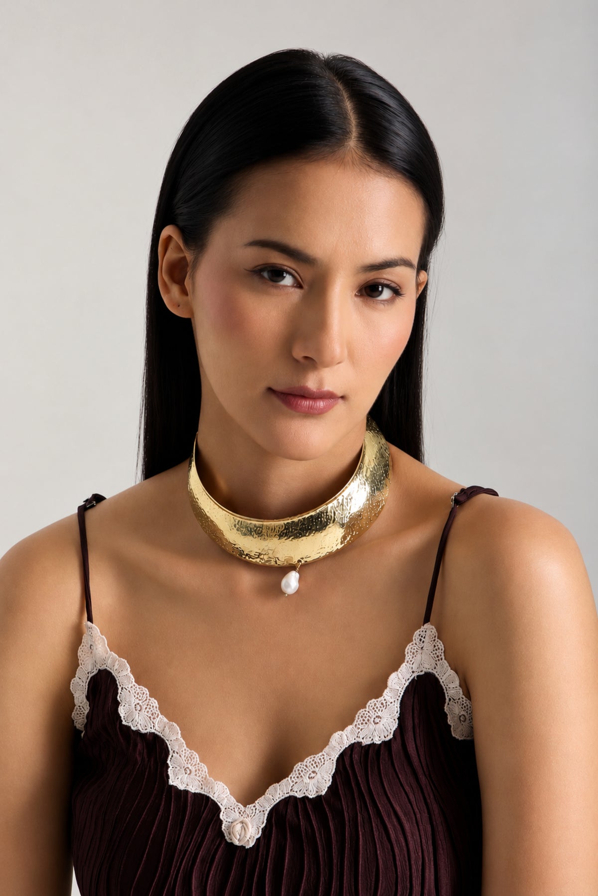 Kamali Choker Necklace with Pearl Drop