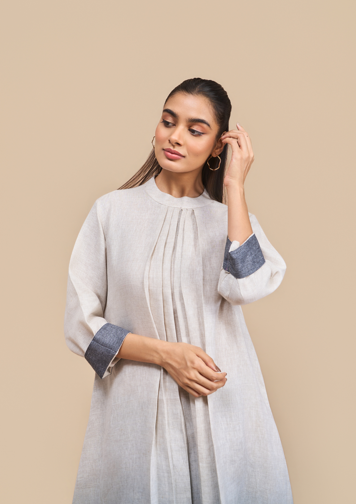 Naseebo Noir Botanical Gradient Linen Kurta Set