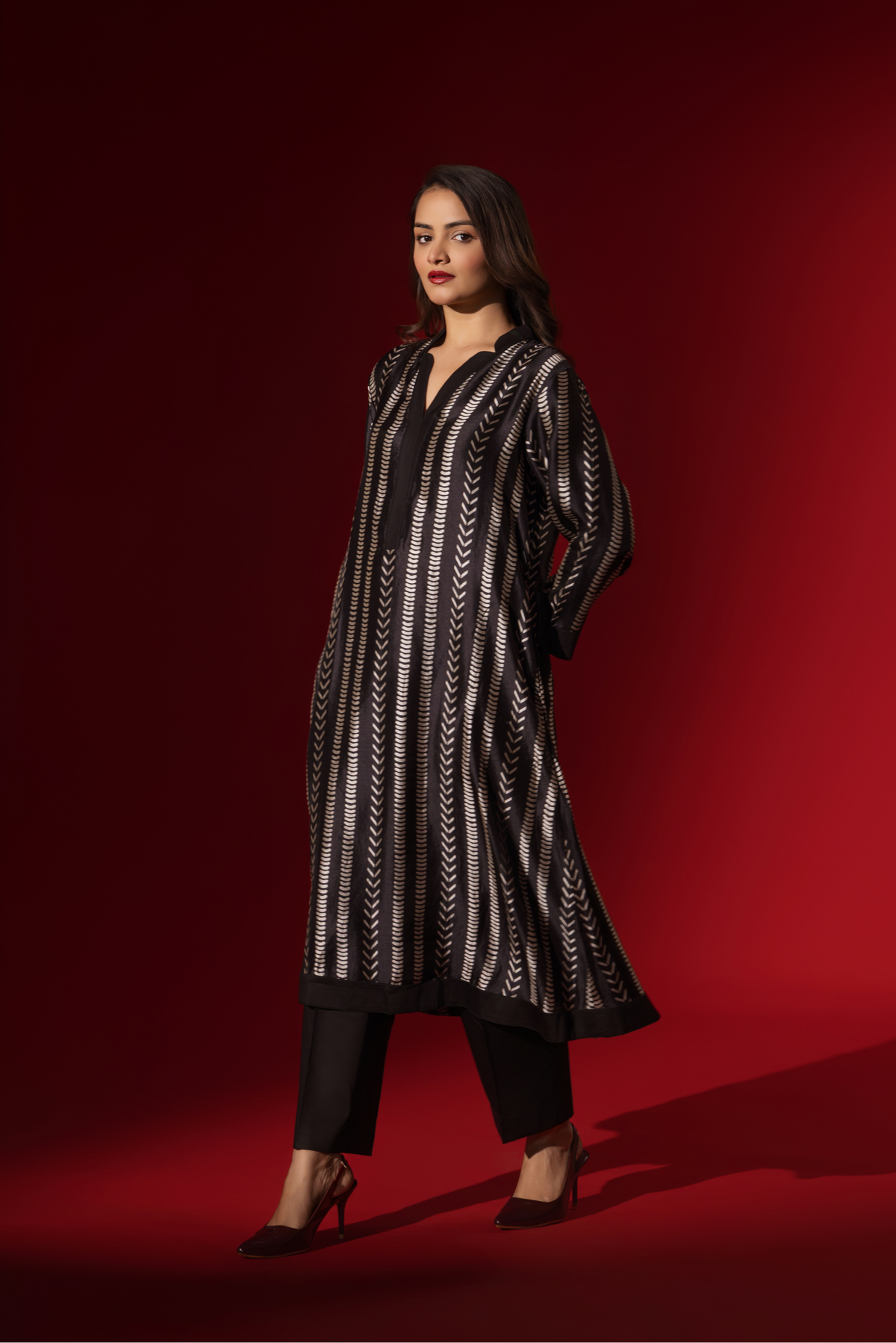 Naseebo Vertical Verse Ebony Ivory Silk Coord Set