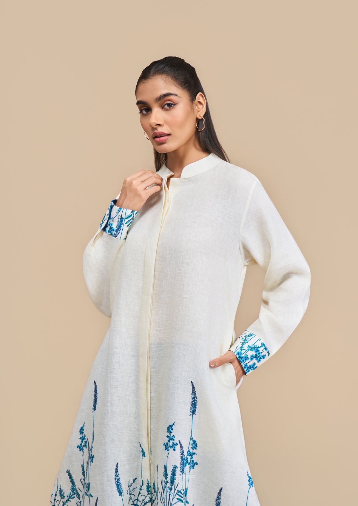 Naseebo Anne Blue Botanical Linen Kurta Set