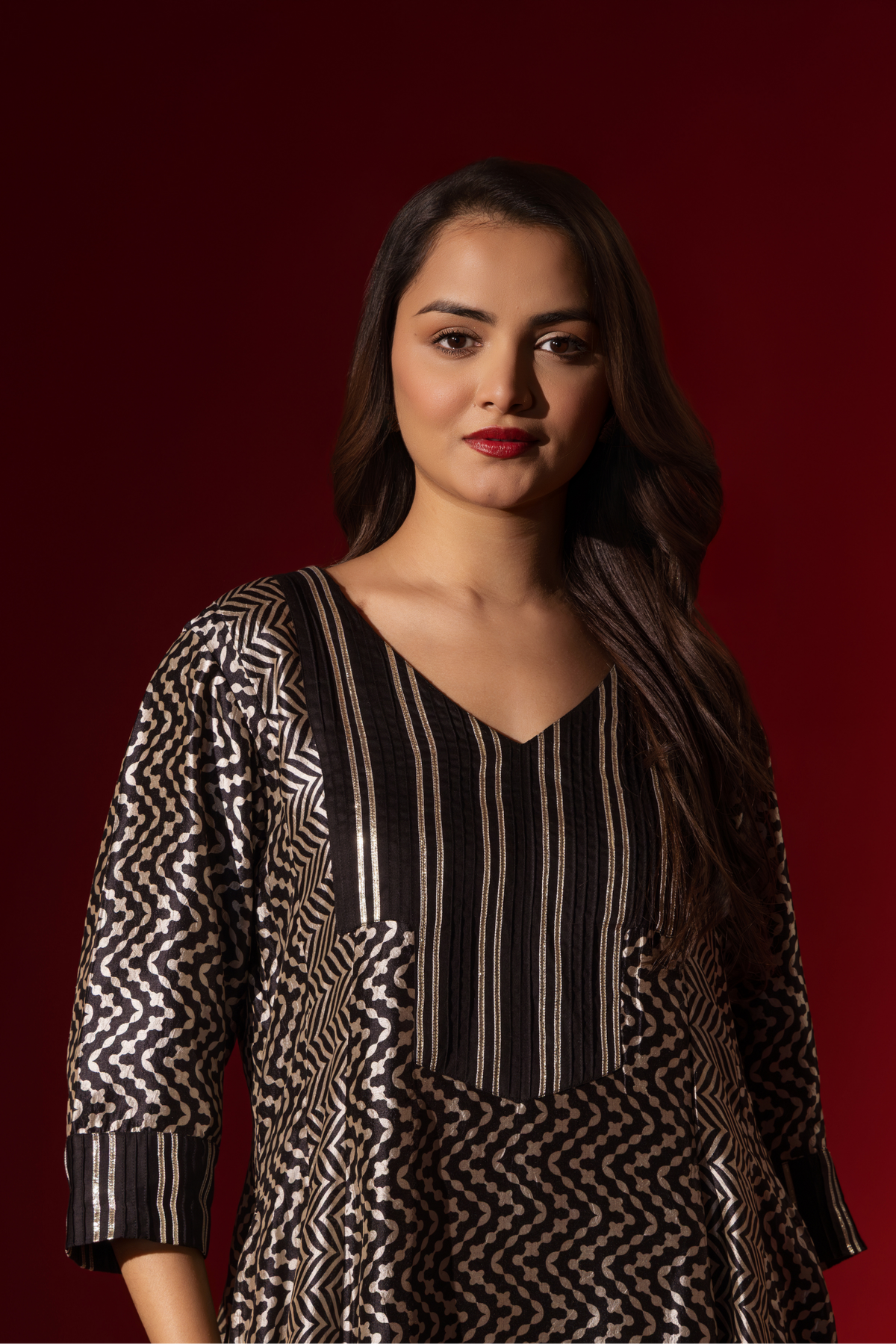 Naseebo Geometric Flow Ebony Ivory Silk Coord Set