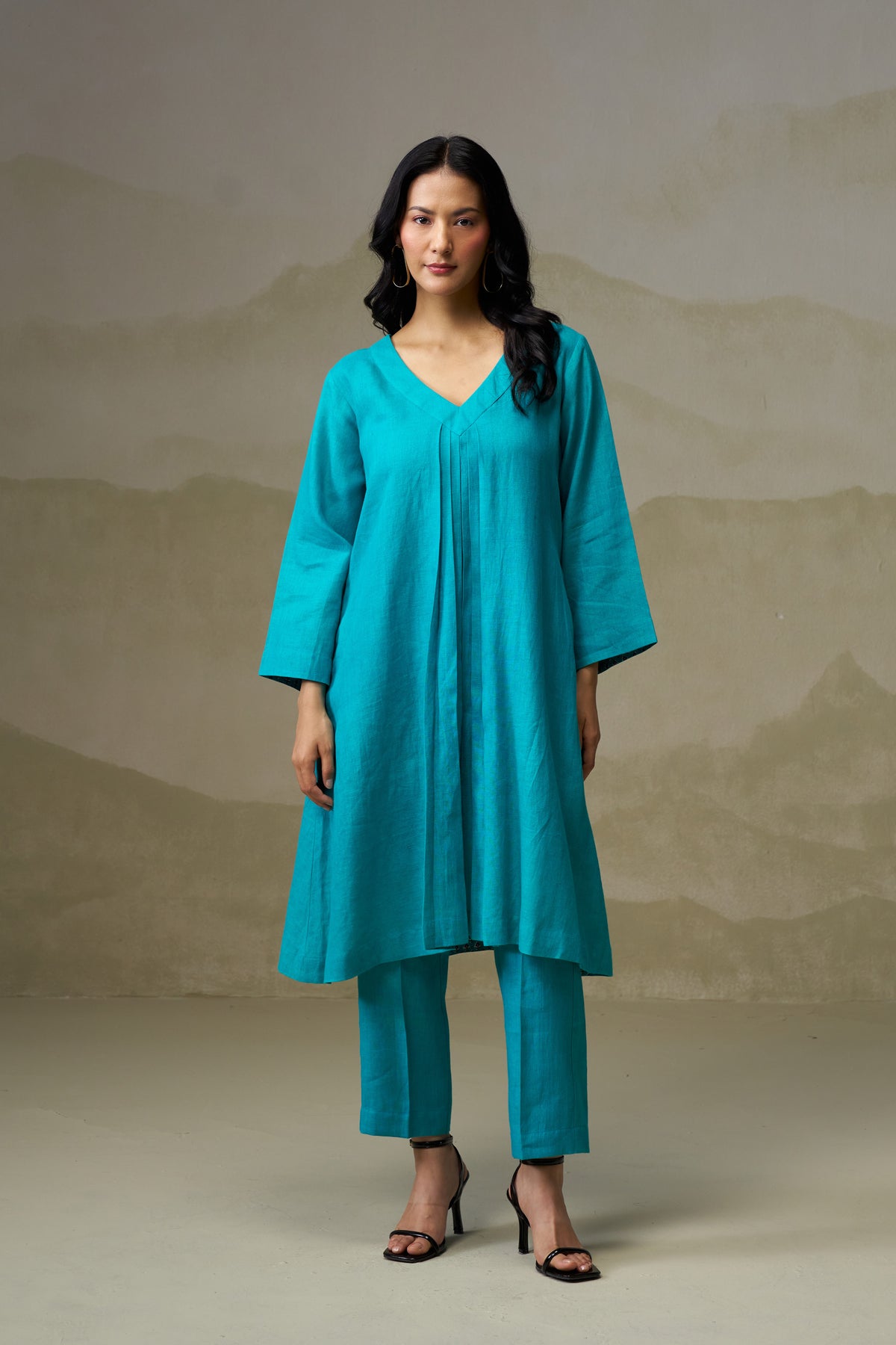 Naseebo Turquoise Linen Co-ord Set