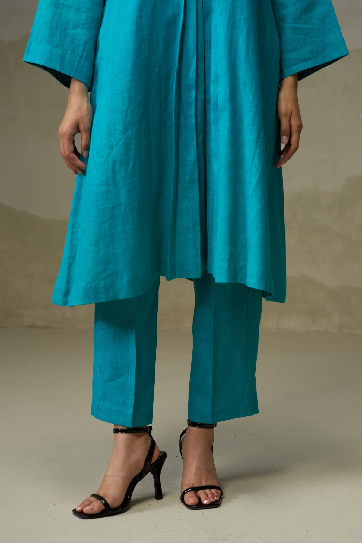Naseebo Turquoise Linen Co-ord Set