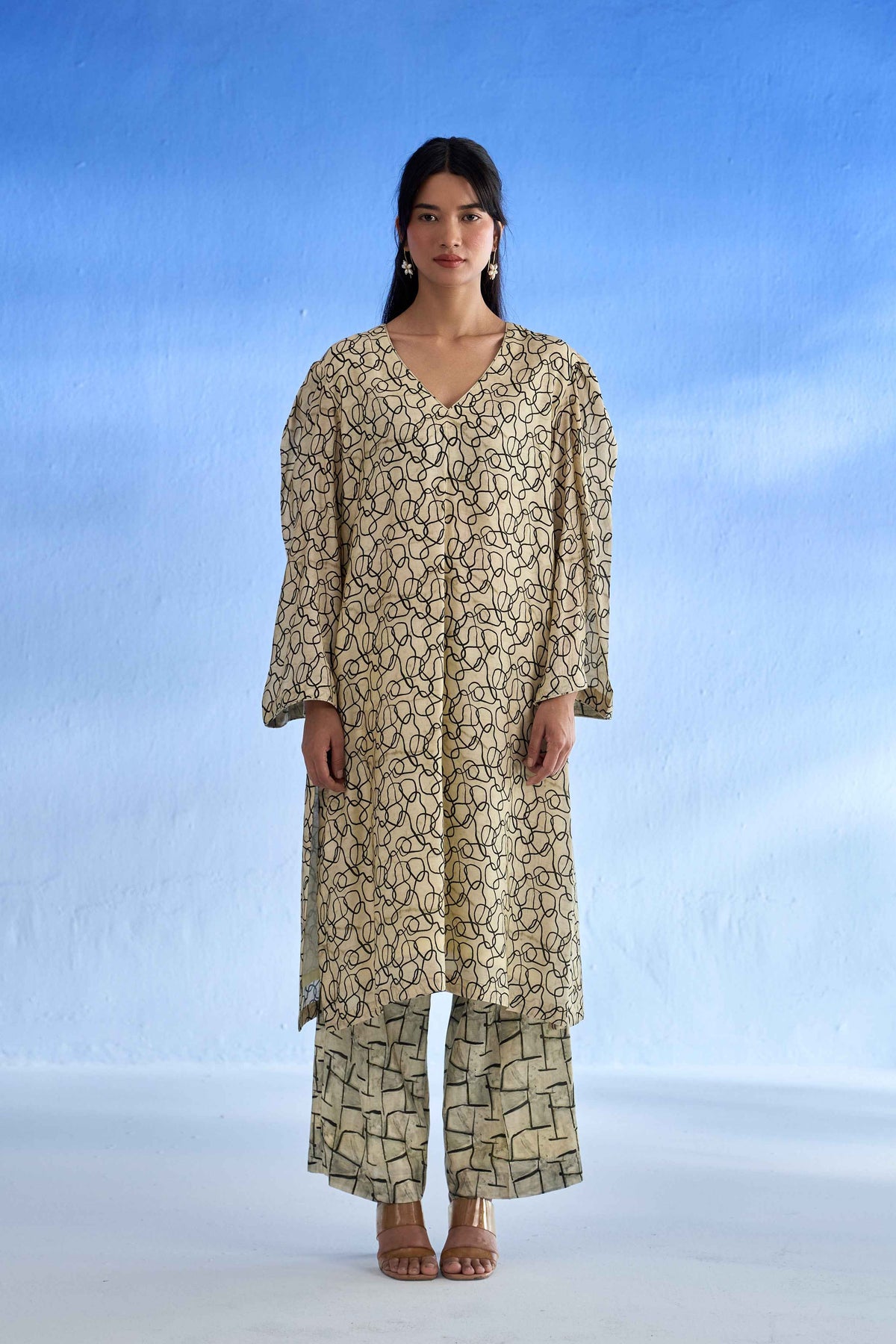 Ivory Maze MulSatin Co-Ord Set