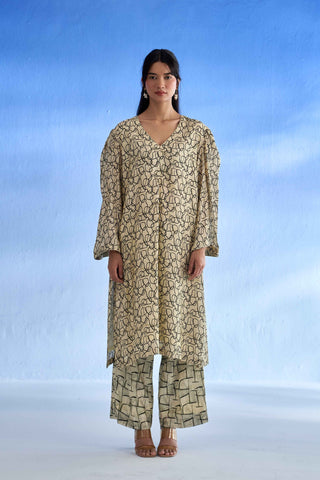 Ivory Maze MulSatin Co-Ord Set