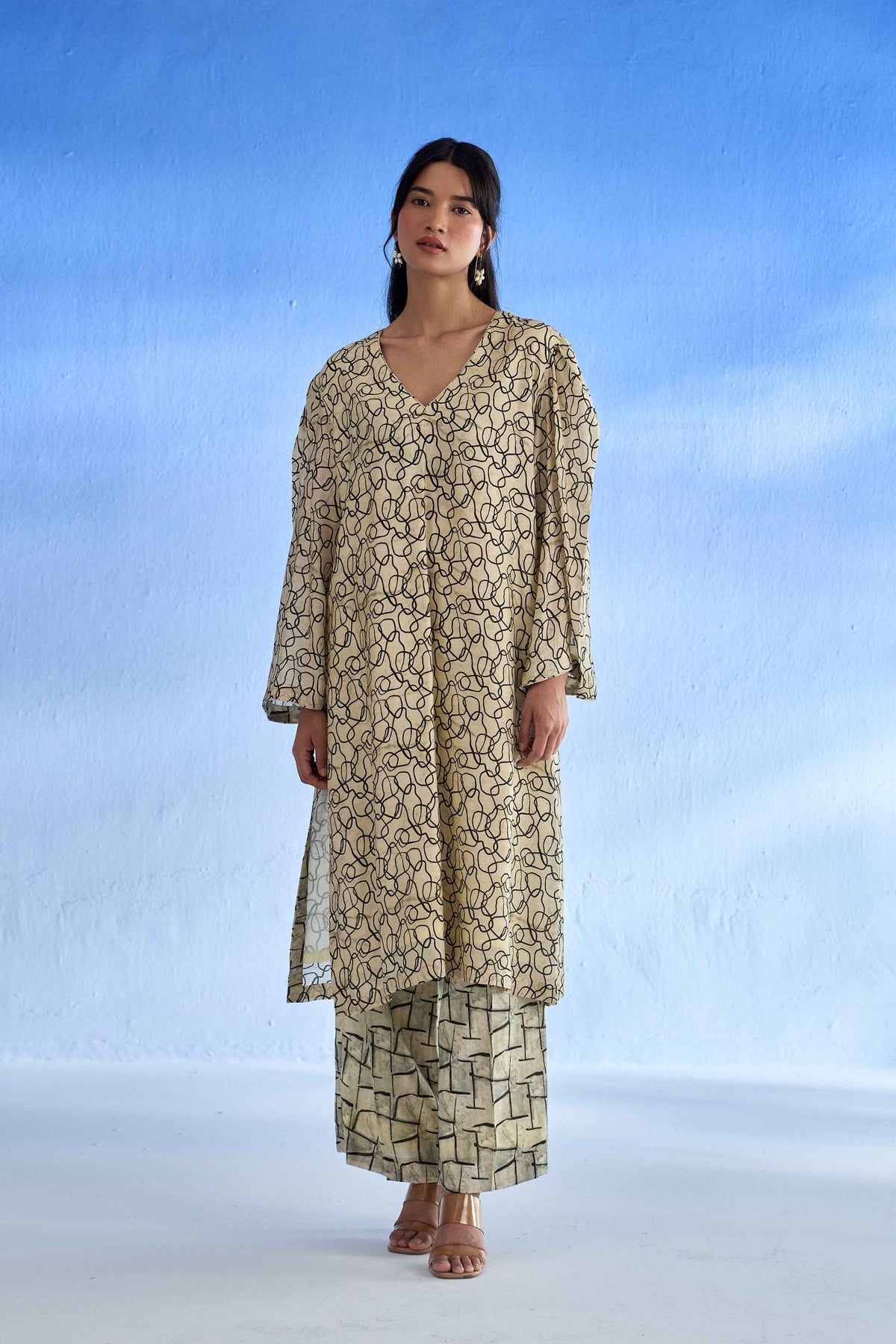 Ivory Maze MulSatin Co-Ord Set