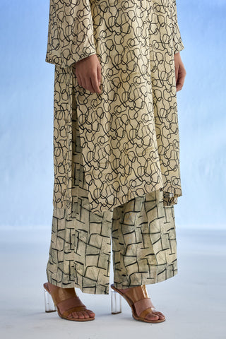 Ivory Maze MulSatin Co-Ord Set