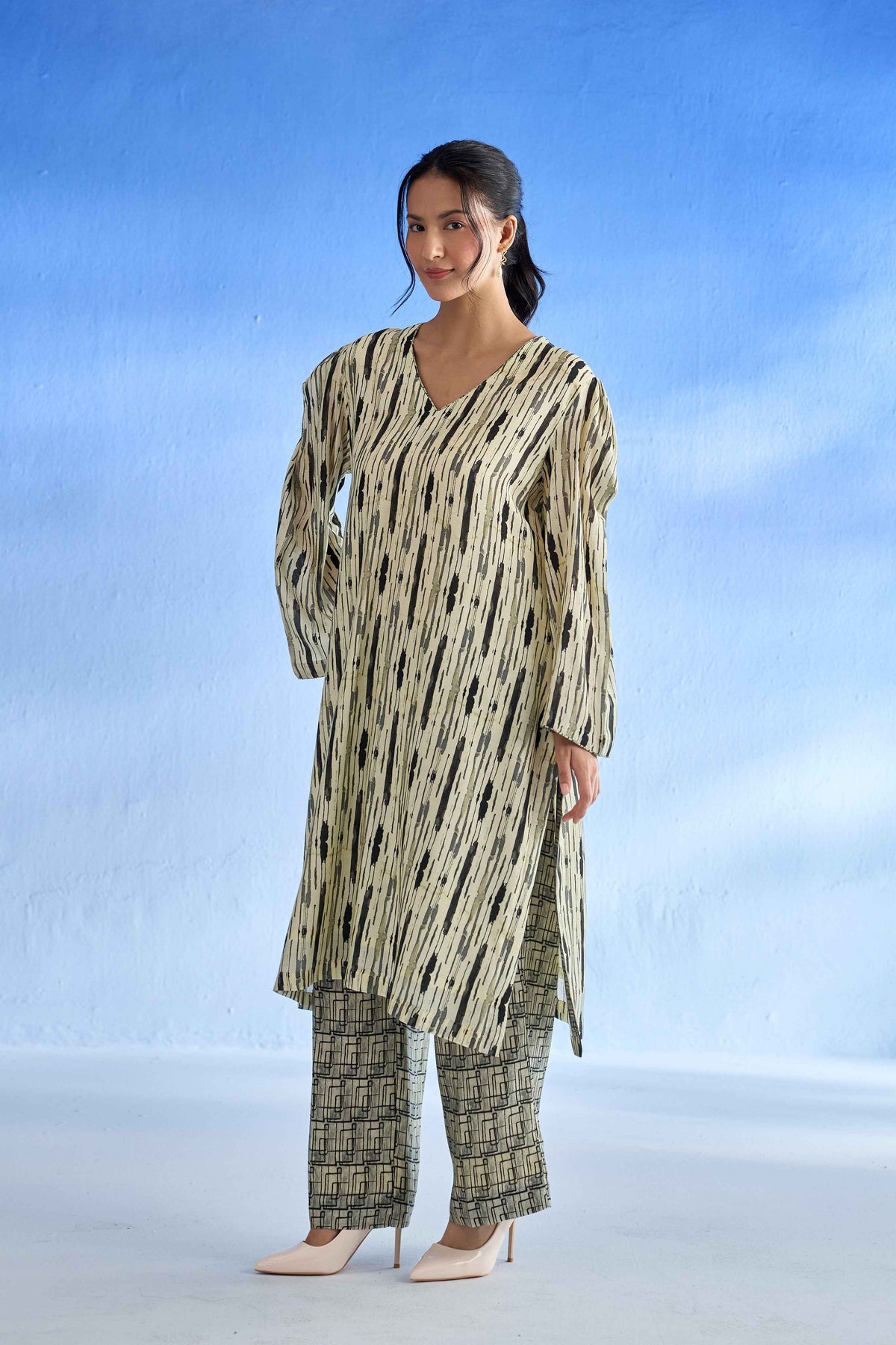 Abstract Elegance Mulsatin Co-Ord Set