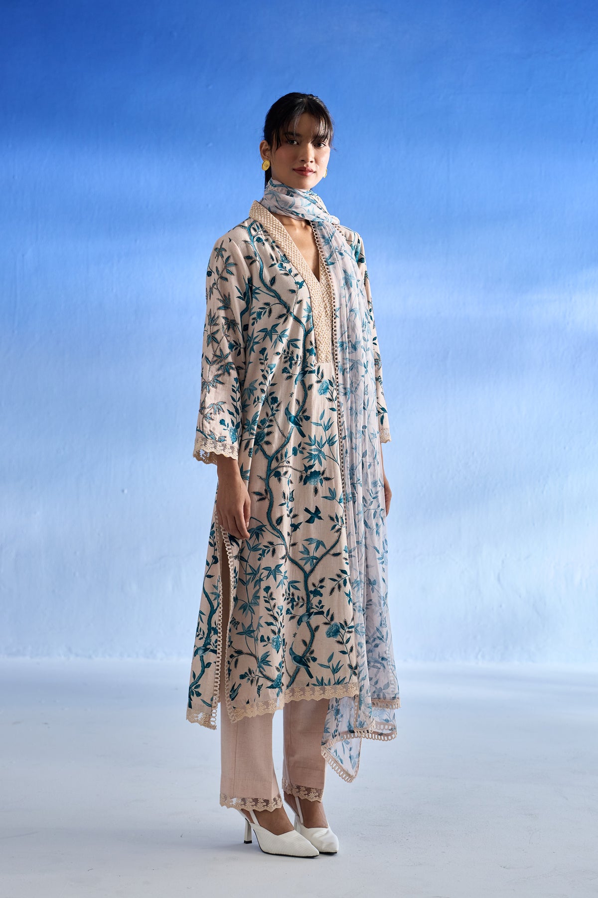 Naseebo Ivory Bloom Linen Kurta Set