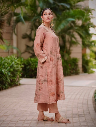 Sapna Choudhary in Naseebo Bloomscape Linen Co-ord Set
