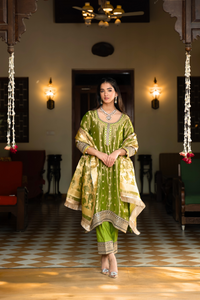 Naseebo Regal Green Banarasi Silk Kurta Set