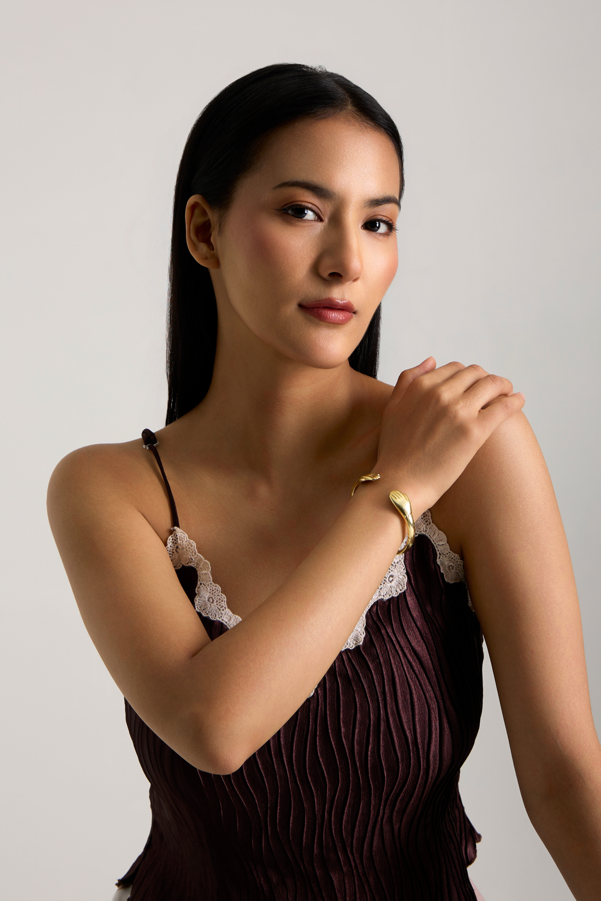 Riva Sculpted Gold Cuff