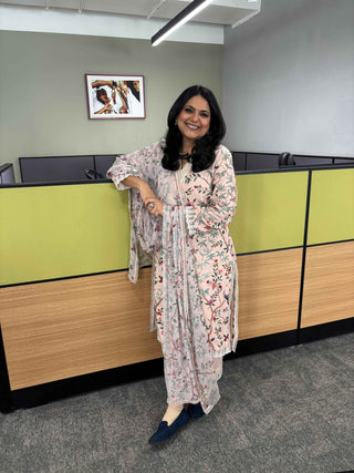 Richa Anirudh in Naseebo Blush Garden Linen Kurta Set