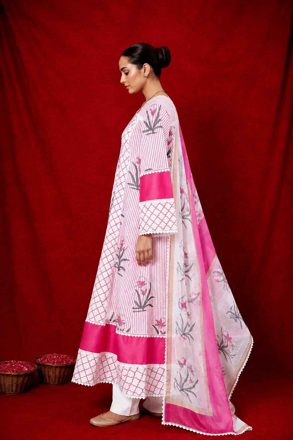 Naseebo Rivaayat Anarkali Set